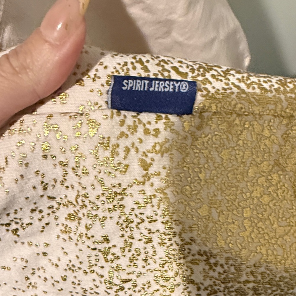 Disneyland Spirit Jersey Gold Foil - Picture 6 of 6